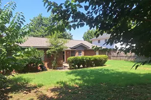 513 Simmons Dr, Euless, TX 76040 - Photo 30