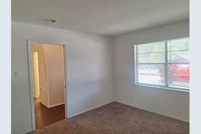 513 Simmons Drive, Euless, TX 76040 - Photo 6