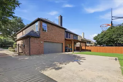 3601 Sandhurst Drive, Flower Mound, TX 75022 - Photo 38