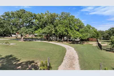 1003 Newell, Hudson Oaks, TX 76087 - Photo 34