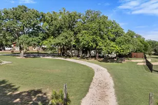 1003 Newell, Hudson Oaks, TX 76087 - Photo 34