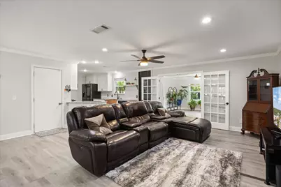 1003 Newell, Hudson Oaks, TX 76087 - Photo 6