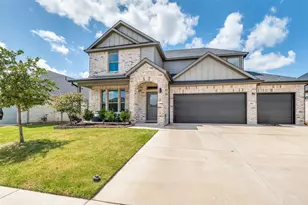 456 Leopold Trl, Waxahachie, TX 75165 - Photo 2