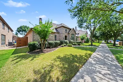 13635 Clifton Drive, Frisco, TX 75035 - Photo 2