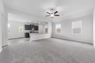 945 Cawthorne Trl, Fort Worth, TX 76108 - Photo 2