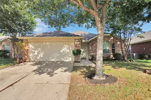 12109 Angel Food Ln, Fort Worth, TX 76244 - Photo 2