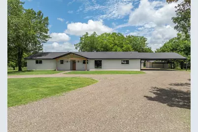 616 E Moonlight Drive, Robinson, TX 76706 - Photo 1