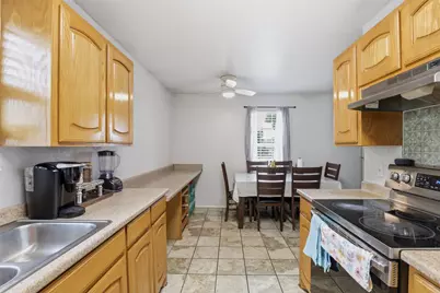 201 Eastland Street, Cleburne, TX 76031 - Photo 10