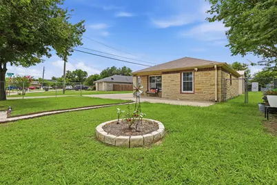 201 Eastland Street, Cleburne, TX 76031 - Photo 4