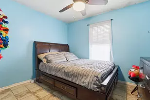 201 Eastland St, Cleburne, TX 76031 - Photo 14
