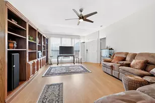 9339 Crimnson Ct, Dallas, TX 75217 - Photo 6