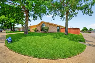 9339 Crimnson Ct, Dallas, TX 75217 - Photo 1