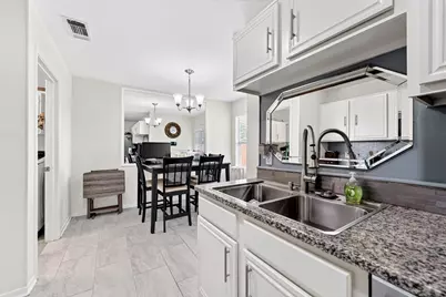 9339 Crimnson Court, Dallas, TX 75217 - Photo 16