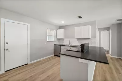 329 Claudia Street, Arlington, TX 76010 - Photo 16