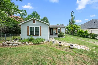 5621 Meandering Road, River Oaks, TX 76114 - Photo 1