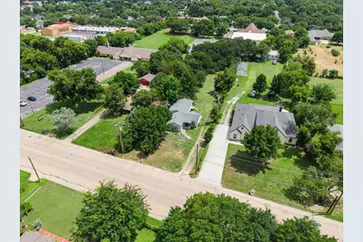 5621 Meandering Road, River Oaks, TX 76114 - Photo 30