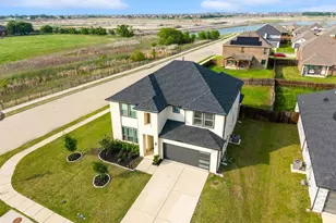 418 Ardsley Ln, Forney, TX 75126 - Photo 2