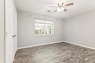 5786 Rockhill Rd, Fort Worth, TX 76112 - Photo 10