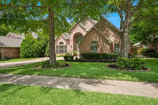 411 Misty Meadow Dr, Allen, TX 75013 - Photo 2