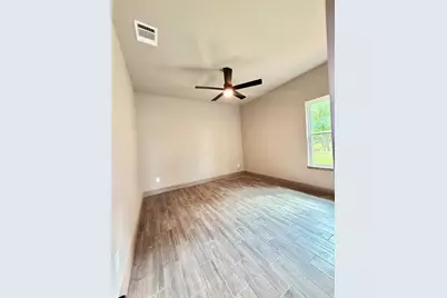 732 Fuller Avenue, Cleburne, TX 76031 - Photo 20
