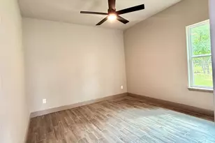 732 Fuller Ave, Cleburne, TX 76031 - Photo 20