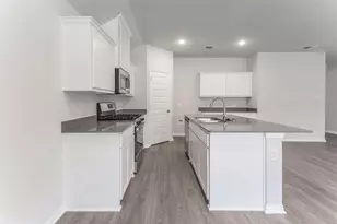 540 Brk Vw Dr, Van Alstyne, TX 75495 - Photo 6