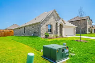 540 Brk Vw Dr, Van Alstyne, TX 75495 - Photo 22