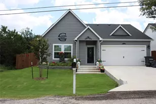 4403 Mountain Hollow Dr, Granbury, TX 76048 - Photo 1
