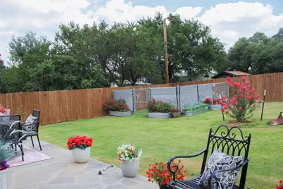 4403 Mountain Hollow Drive, Granbury, TX 76048 - Photo 16