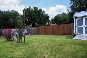 4403 Mountain Hollow Dr, Granbury, TX 76048 - Photo 32