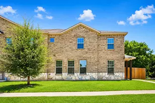 1970 Timber Oaks Dr, Garland, TX 75040 - Photo 2