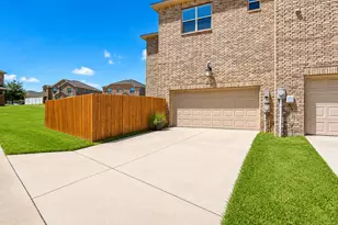 1970 Timber Oaks Dr, Garland, TX 75040 - Photo 28