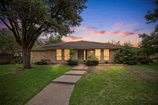 4537 Foxfire Way, Fort Worth, TX 76133 - Photo 1