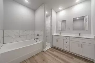 402 S Robbins St, Cleburne, TX 76031 - Photo 36