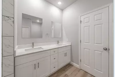 402 S Robbins Street, Cleburne, TX 76031 - Photo 38