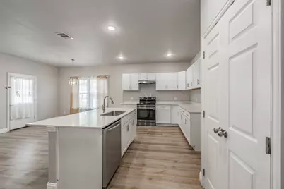 402 S Robbins Street, Cleburne, TX 76031 - Photo 20