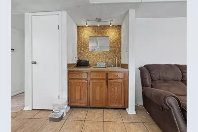 6217 Barcelona Drive, Arlington, TX 76016 - Photo 6