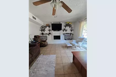 6217 Barcelona Drive, Arlington, TX 76016 - Photo 4