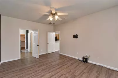 5805 Water Ridge Court, Fort Worth, TX 76179 - Photo 14
