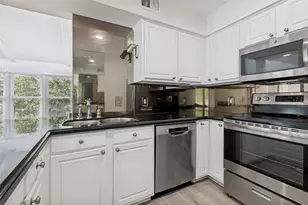 5932 Sandhurst Ln, Dallas, TX 75206 - Photo 6