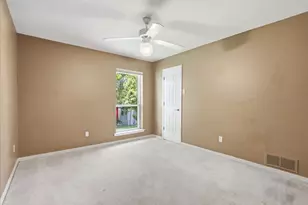 2613 Country Valley Rd, Garland, TX 75043 - Photo 22