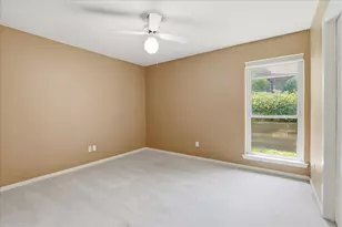 2613 Country Valley Rd, Garland, TX 75043 - Photo 20
