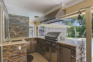 2613 Country Valley Rd, Garland, TX 75043 - Photo 28
