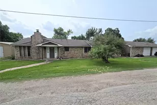 31 Clearview St, Point Blank, TX 77364 - Photo 2