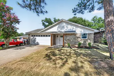 24 Oakmont Court, Pantego, TX 76013 - Photo 4