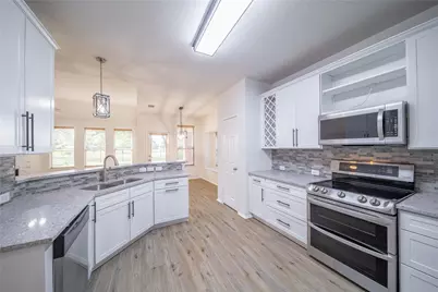 9601 Links Fairway Drive, Rowlett, TX 75089 - Photo 4