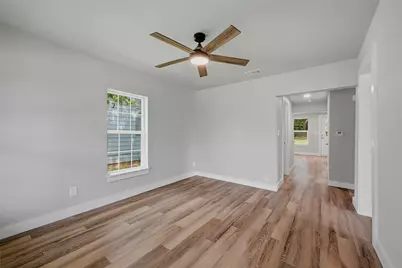 1525 W Woodard Street, Denison, TX 75020 - Photo 6