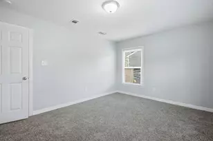 1450 Holcomb Rd, Dallas, TX 75217 - Photo 22