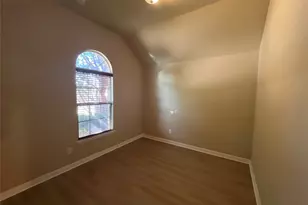 1405 Nightingale Dr, Aubrey, TX 76227 - Photo 8