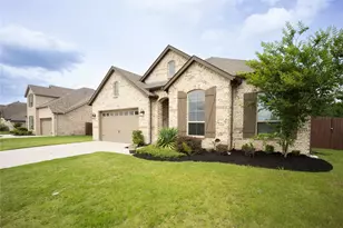 1692 Stonegate St, Waxahachie, TX 75165 - Photo 4